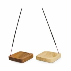Wooden Hanging Bird Feeders For Garden Decoration And Bird Feeding.