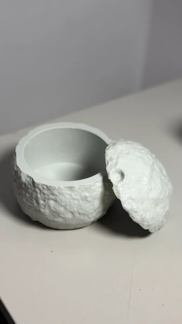 TREETRUNK__Concrete_Moon_jar_with_lid____Jewellery__Makeup_Table_Organizer_I_Home_Decor_I_Multipurpose__11x10_10cm___Grey__LUMY6J435O_2026-06-17_5 TREETRUNK__Concrete_Moon_jar_with_lid____Jewellery__Makeup_Table_Organizer_I_Home_Decor_I_Multipurpose__11x10_10cm___Grey__LUMY6J435O_2026-06-17_5