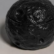 moon jar black