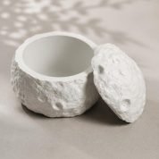 moon jar white